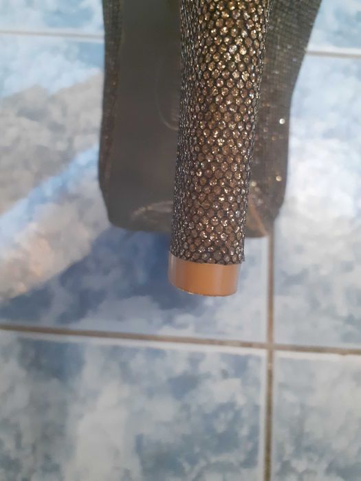 Buty srebrne, andrzejki, Sylwester