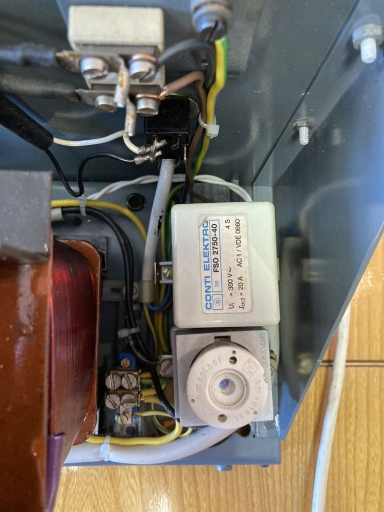 Transformator dzielący 220-115V 1kVa