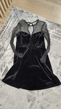 Czarna zamszowa sukienka M
