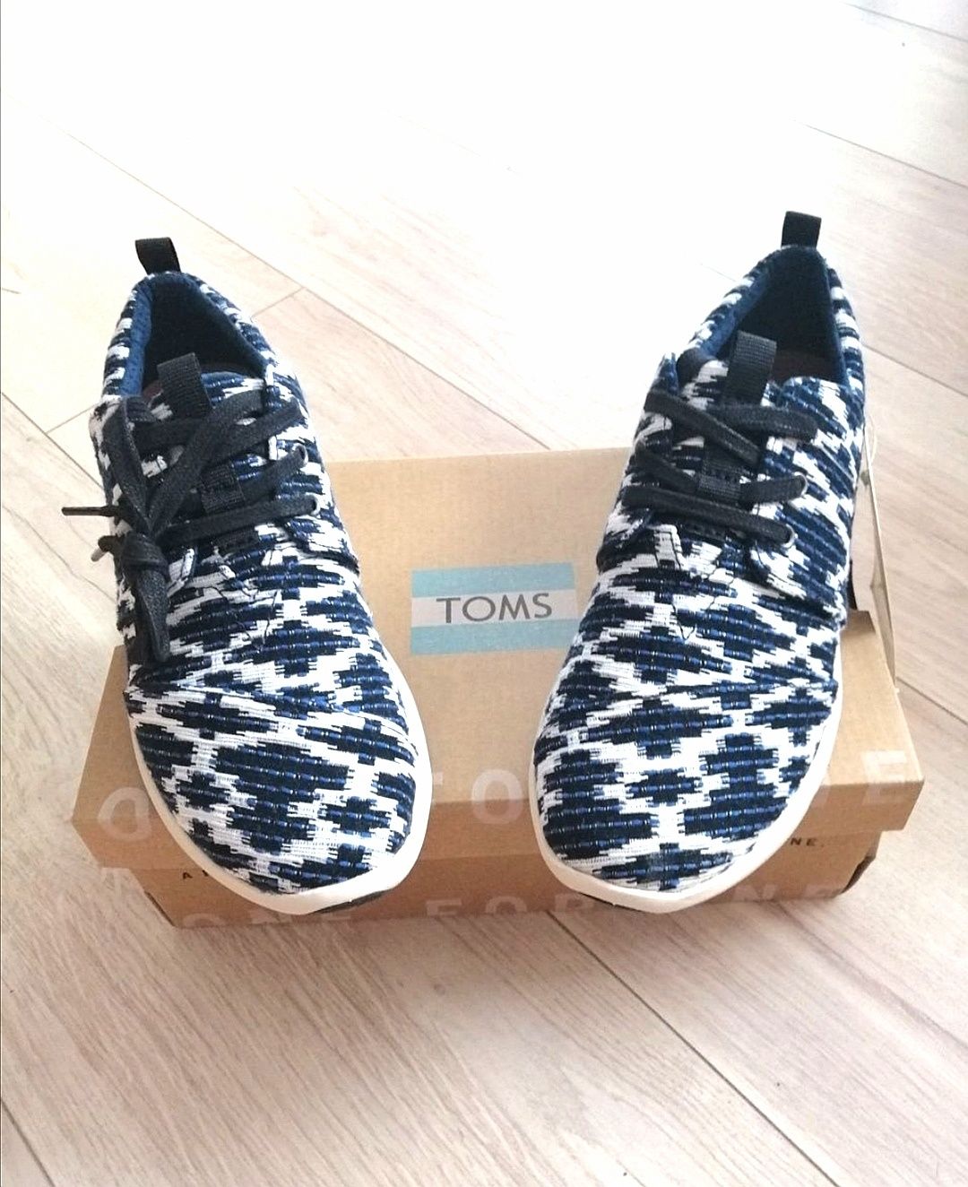 Buty damskie Toms