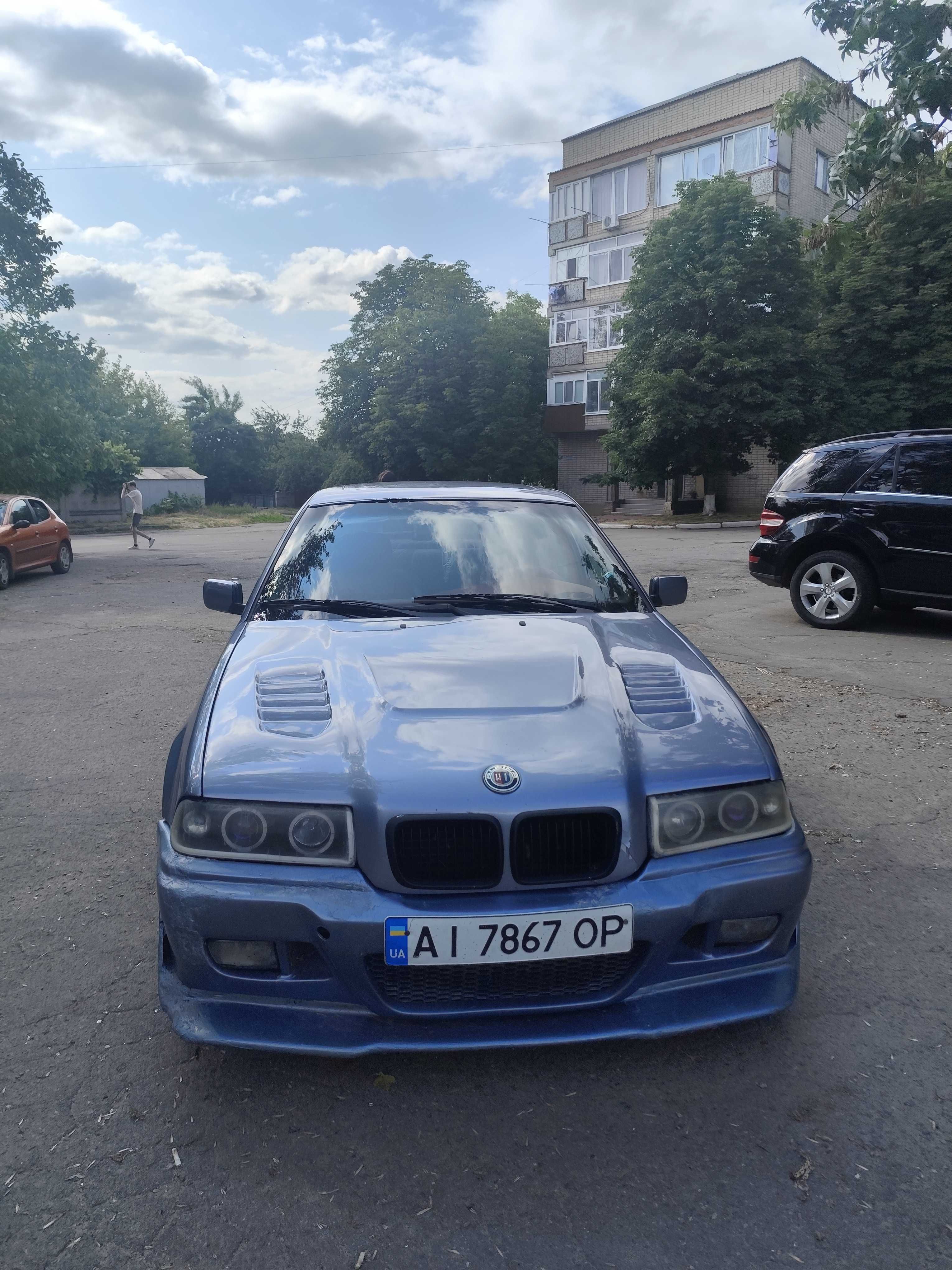 Продам BMW E36 тюнінг проект.