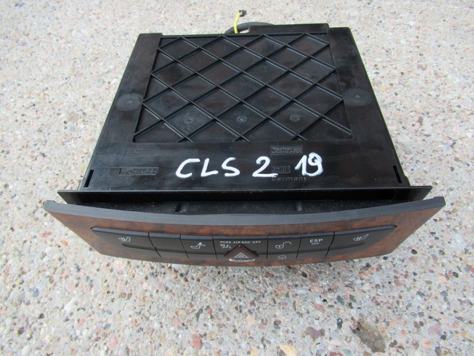 mercedes W211 CLS 219 zmieniarka panel