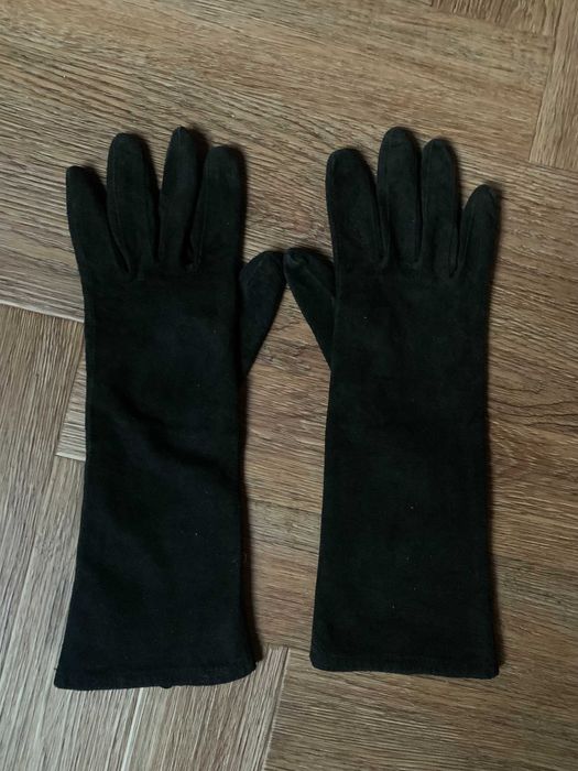 Nanu Nana długie zamszowe eleganckie rękawiczki kolor czarny stan BDB