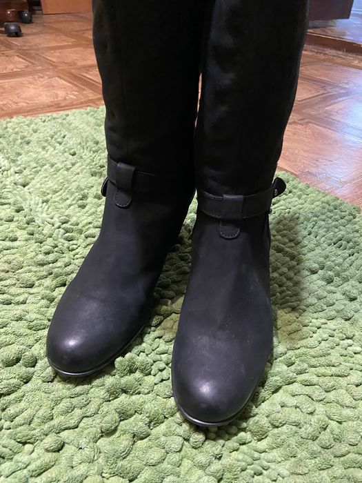 Чоботи жіночі Caprice 38 нубук