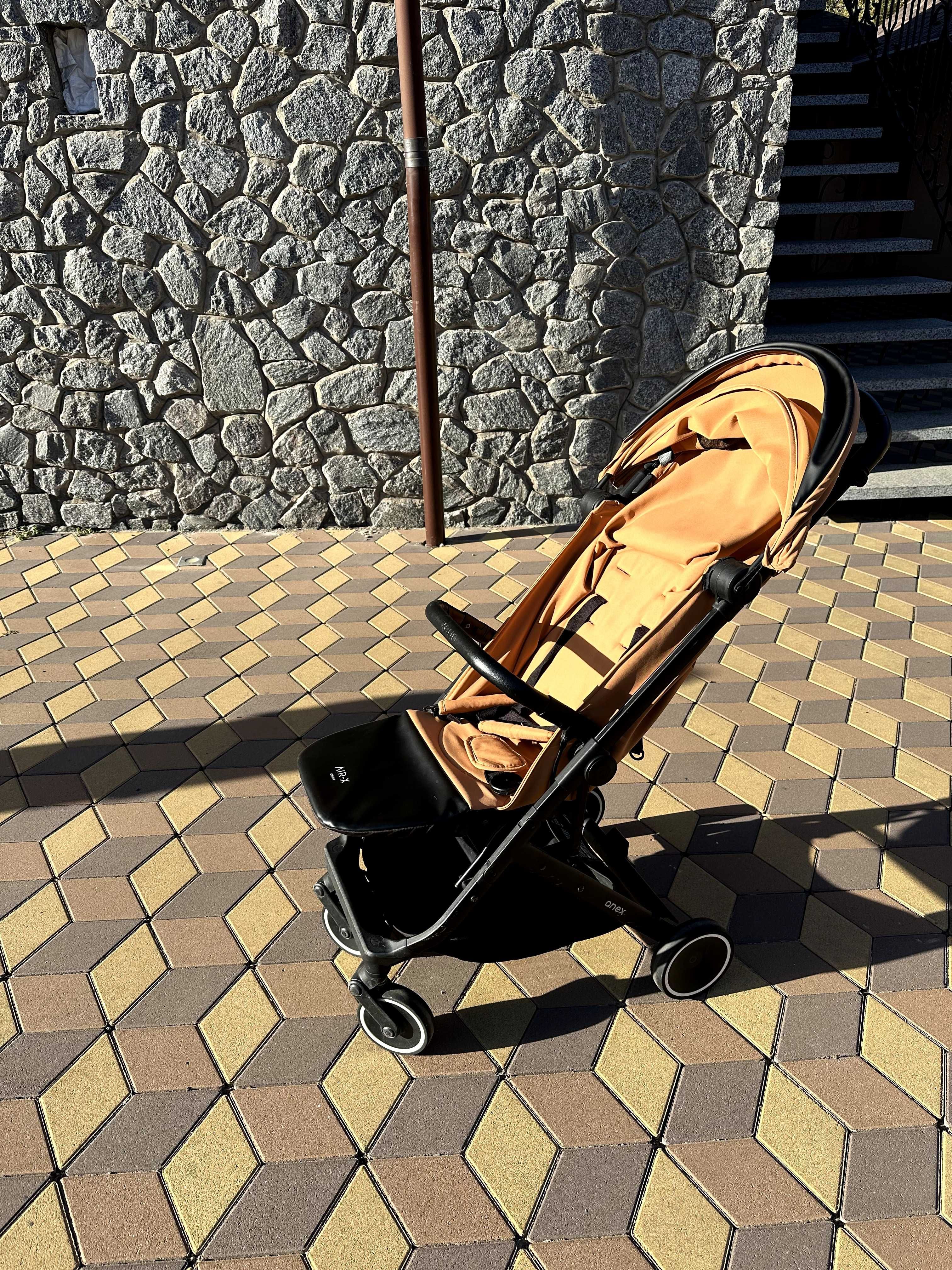 Продам прогулянкову коляску Anex Air-X Toffee (AX-07)