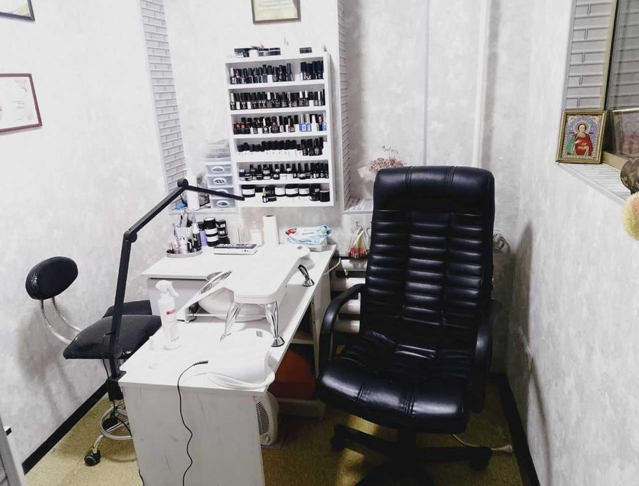 продаж комерційного приміщення на Вечірньому Бульварі