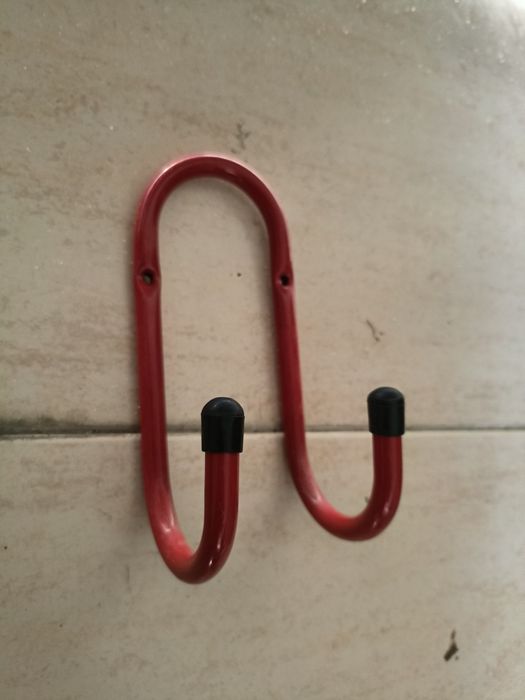 Gancho duplo em U 7X1 80KG VERMELHO