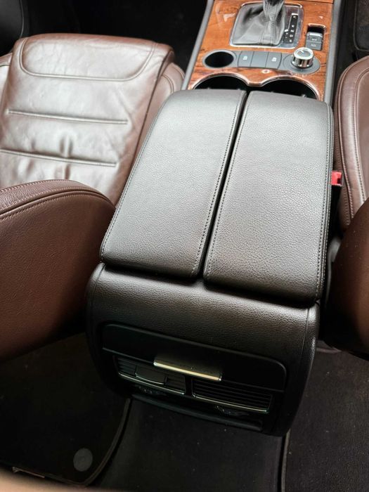 Комплект сидінь сідушки сидіння шкіра Touareg NF тоурег 7p 2010-2018