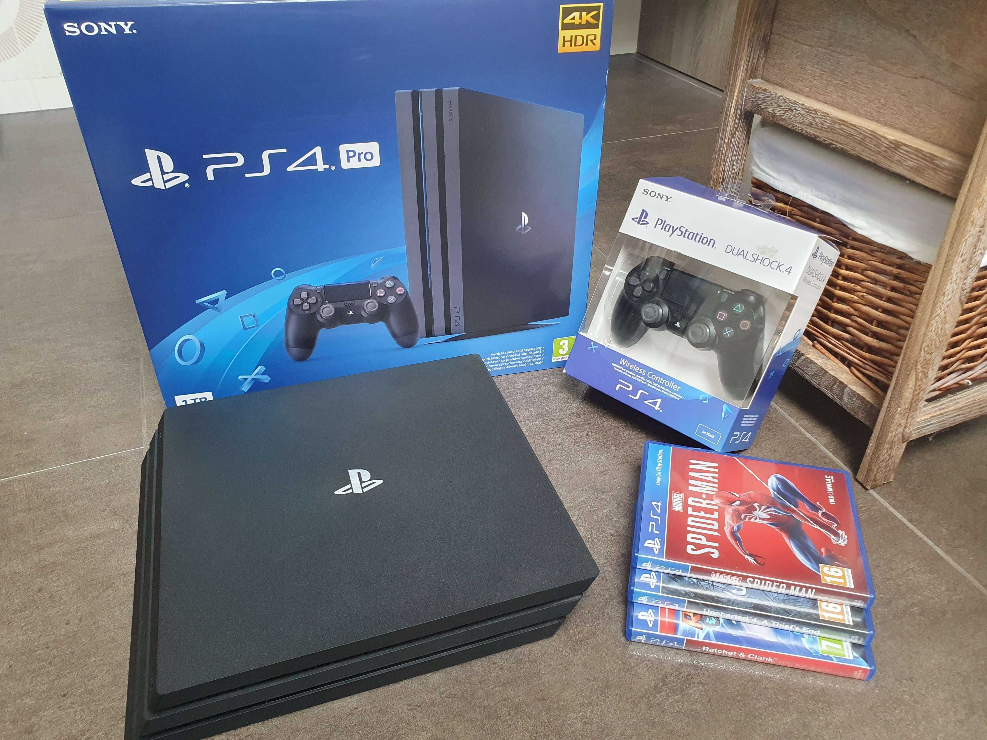 [PS4] PlayStation 4 Pro 1TB z kontrolerem i 3 grami
