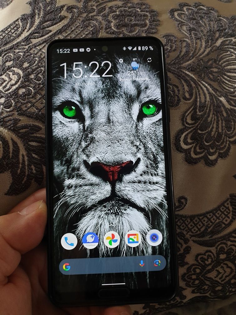 Продам фаблет Sharp AQUOS R5G