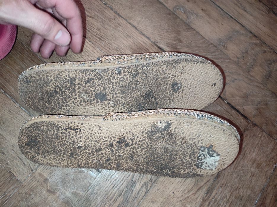 Тапки ручної роботи ( гачком) розмір 38-39