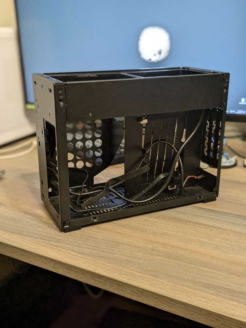 Корпус itx lian li a4 h20