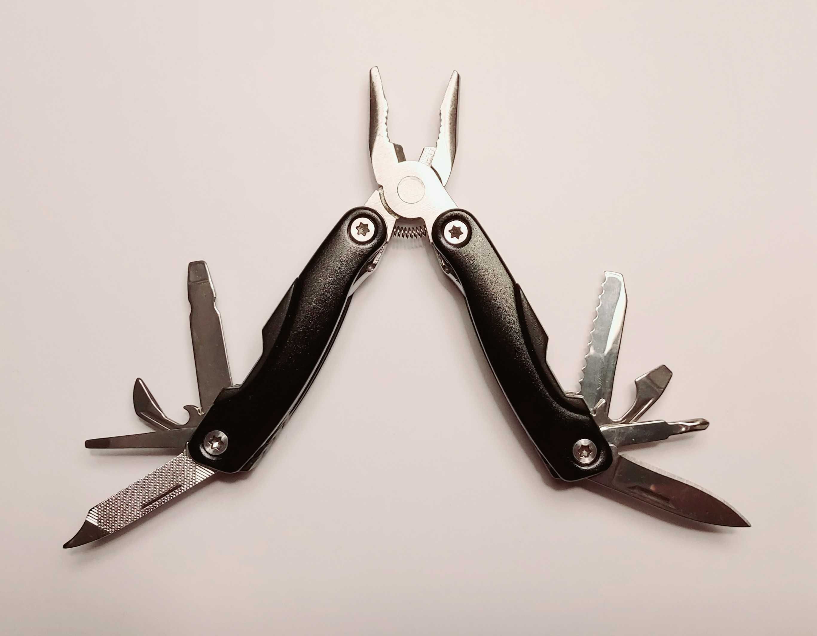 Multitool WILKINSON / 12 funkcji