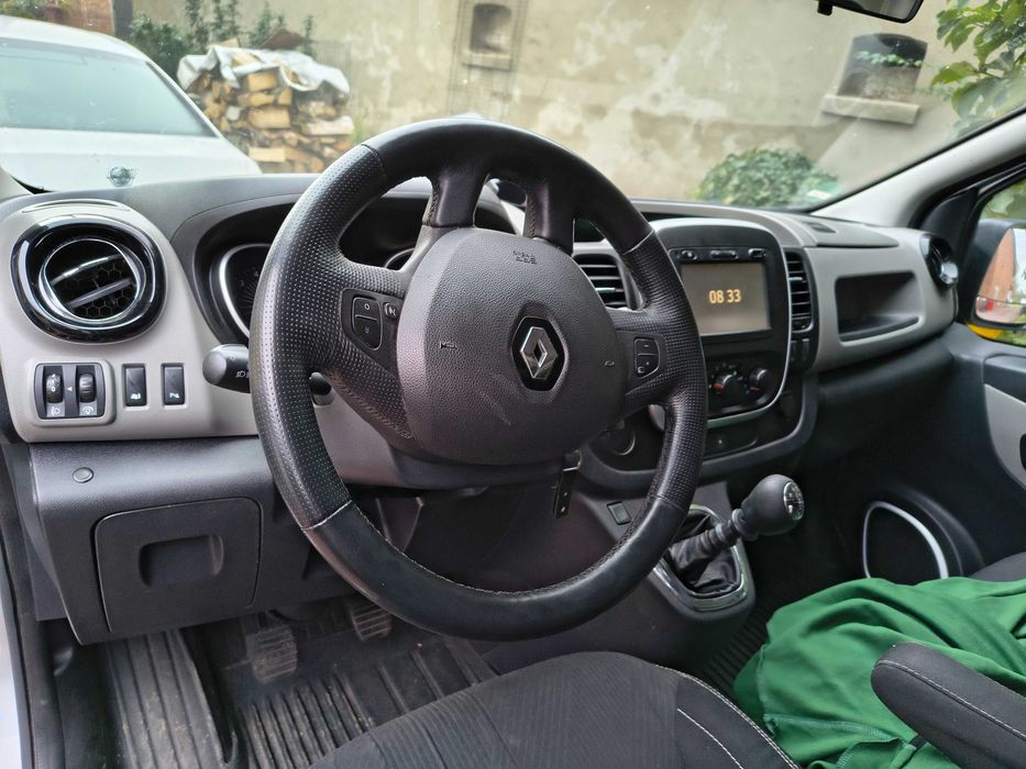 Renault Trafic 1.6 blaszak Zadbany uszkodzony silnik HAK