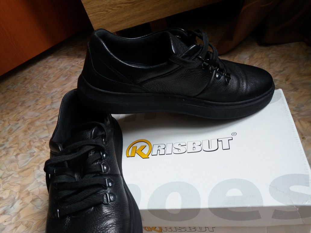 Туфли мужские черные 43 размер