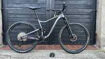 GIANT rower mtb full suspension FOX