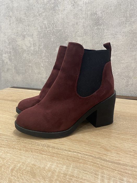 Ботинки жіночі бордо замшеві