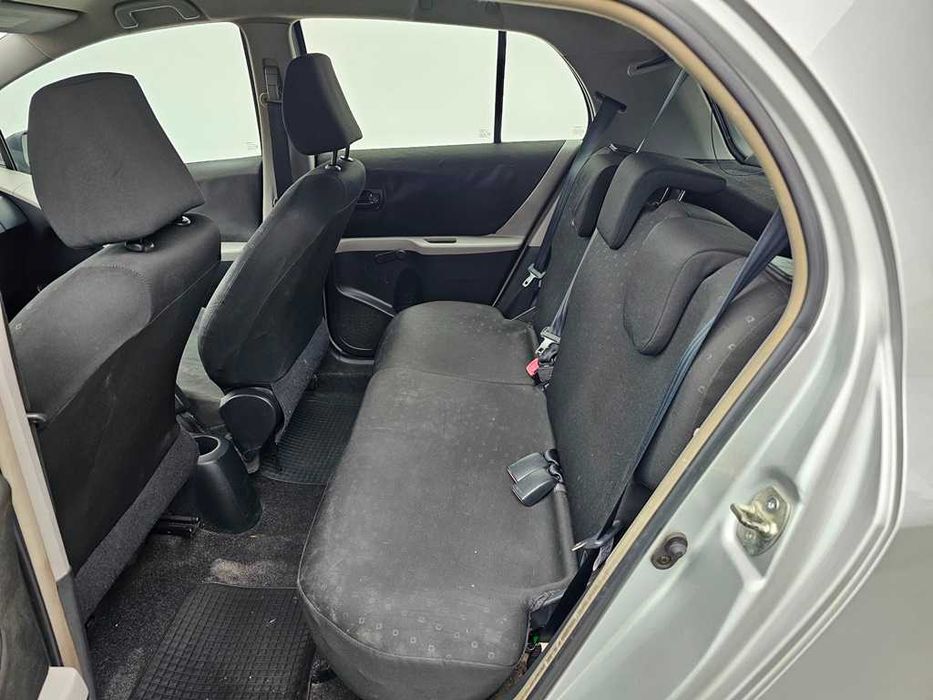 Toyota Yaris 1.0Vvti 70Cv Selo Barato 07/2006