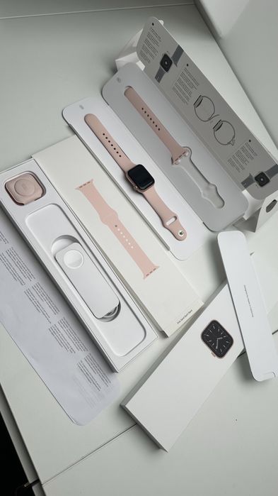  Apple Watch series 6 40mm + Cellular Pink Rose Gold Smartwatch 