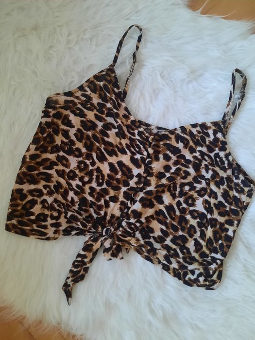 Top z motywem tygryska