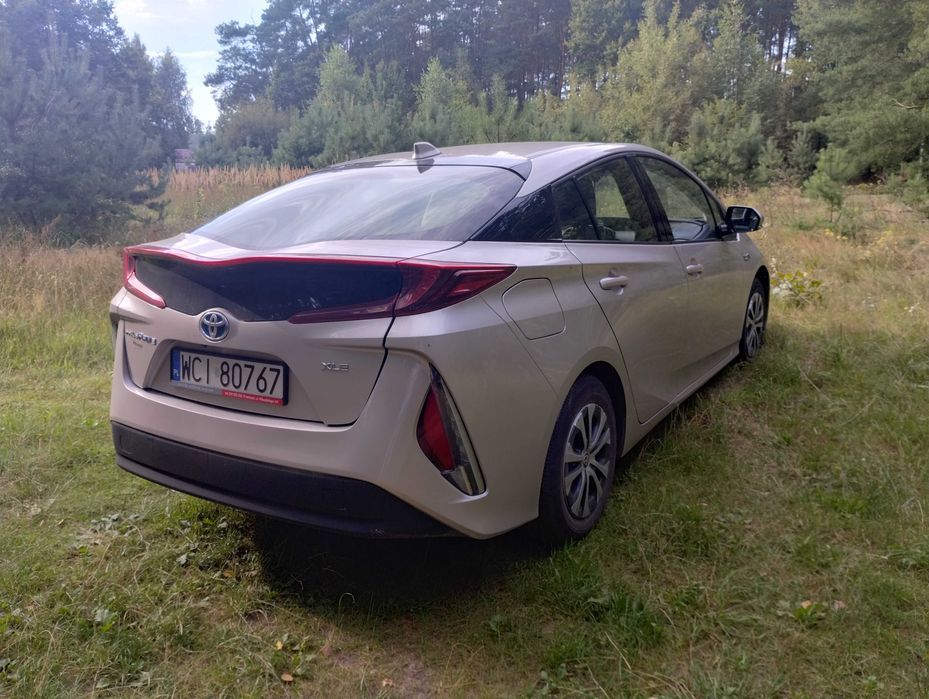 Toyota Prius  Plug-in Hybryda