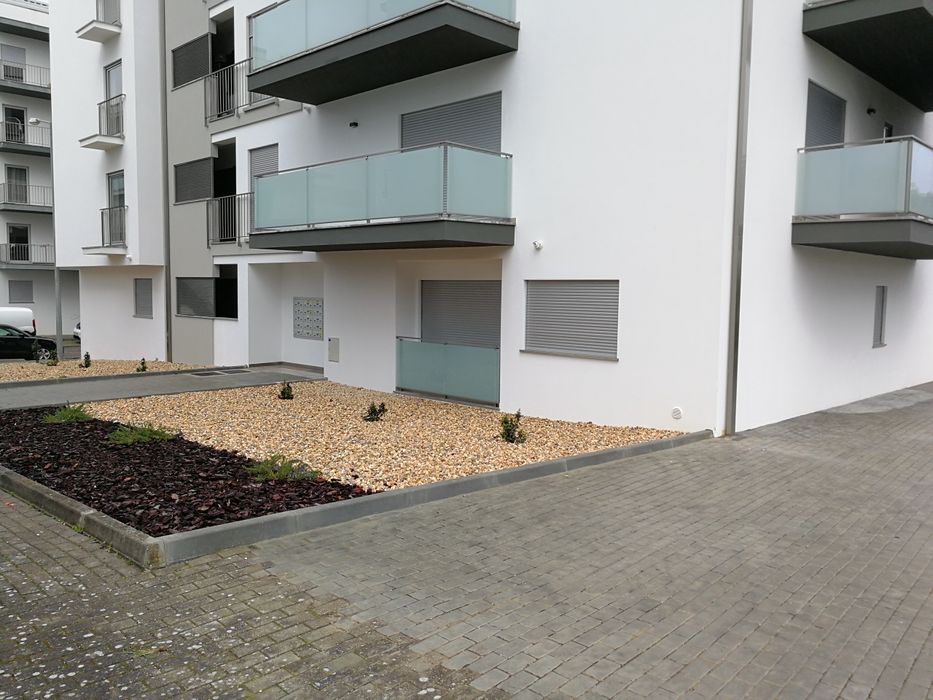 Apartmento T1 arrenda-se Rua D. Maria Teresa Zuquete Fernandes, Leiria