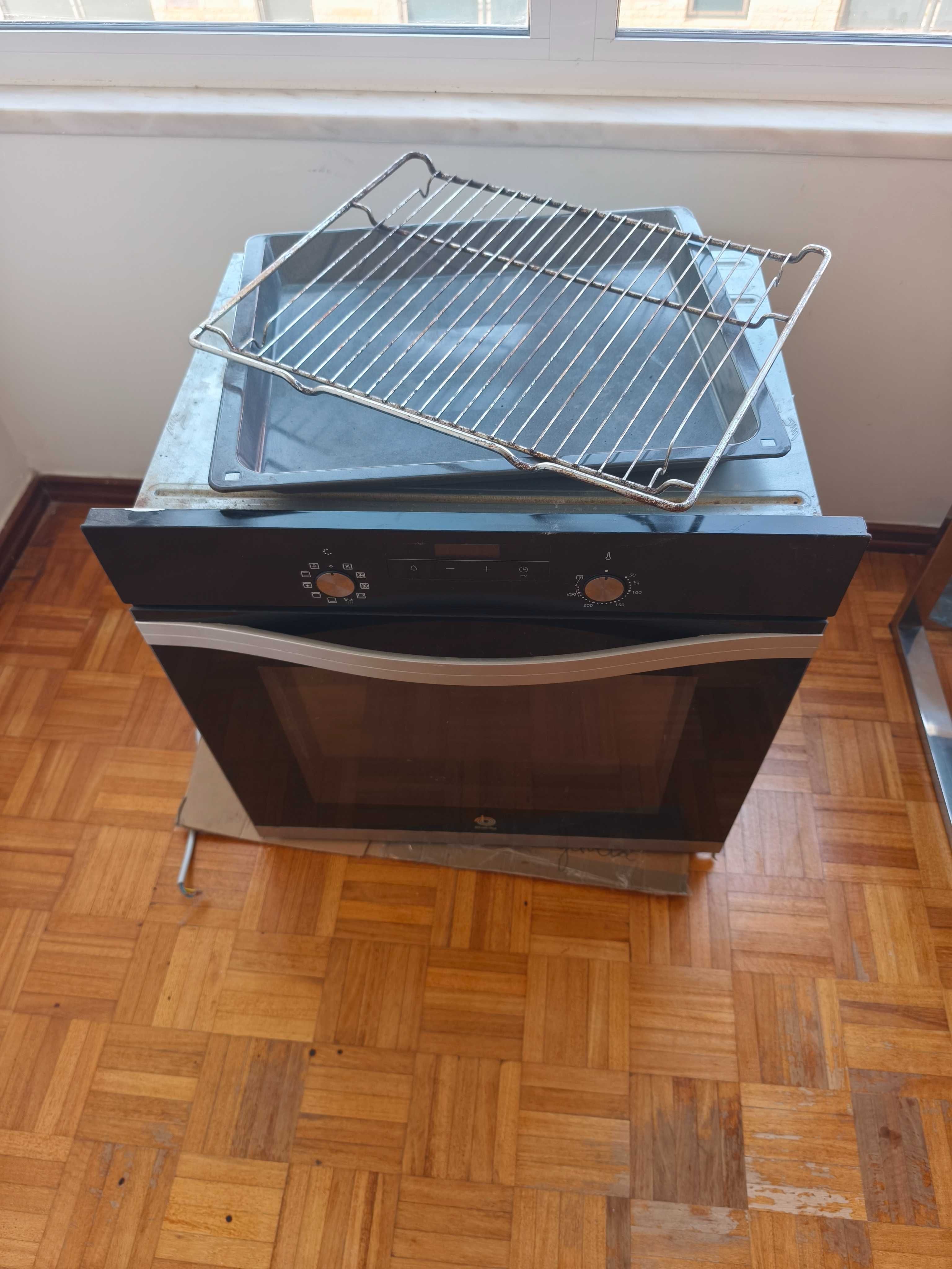 Forno Balay usado em ótimo estado