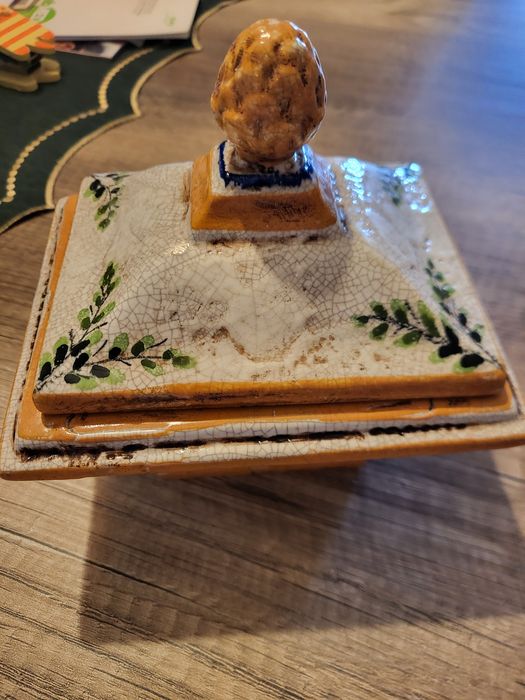 Peça antiga "terrina"