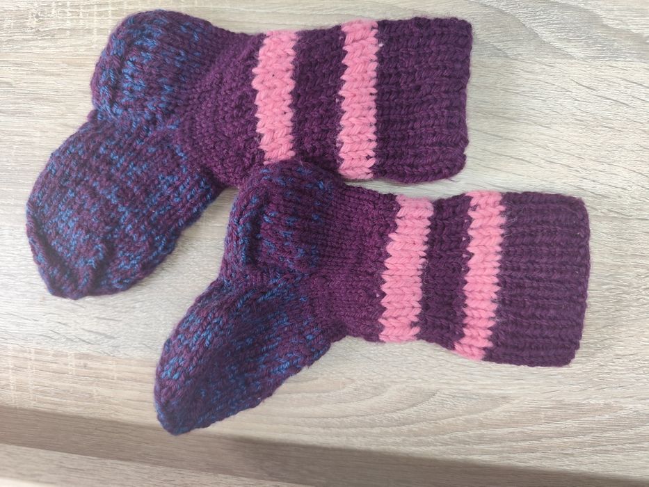 Skarpety wełniane dla dziewczynki handmade r. 25-27
