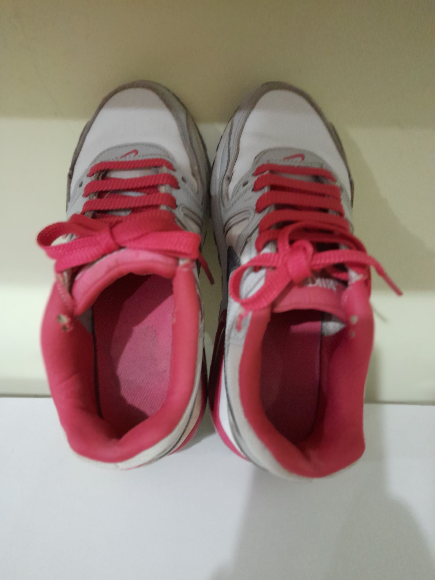 Кроссовки для девочки Nike  Air Max Command, p. 35,5 (22,5 см)