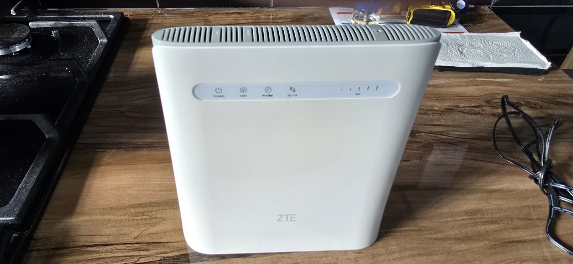 Router ZTE MF 286R w super stanie jak nowy !!!