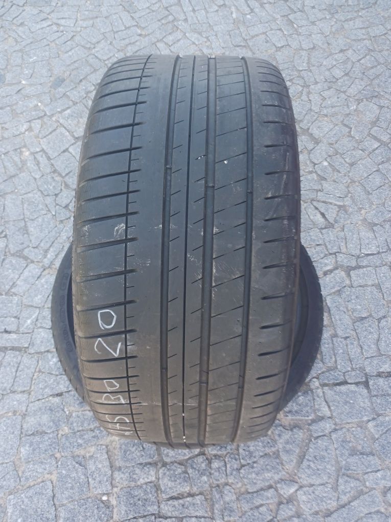 Vendo pneus semi-novos 275/30/20 Michelin