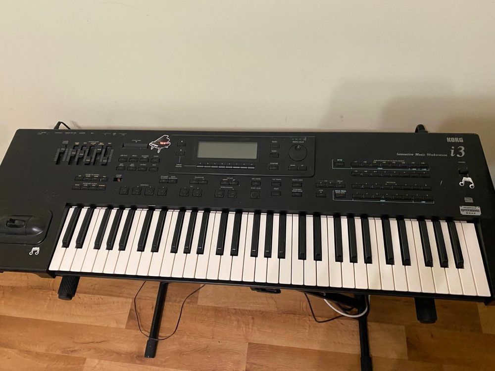 Синтезатор Korg i 3