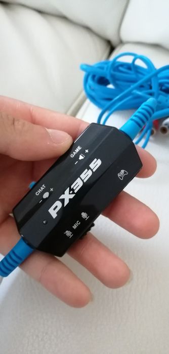Fones gaming com microfone para PS3, Xbox 360 e PC.