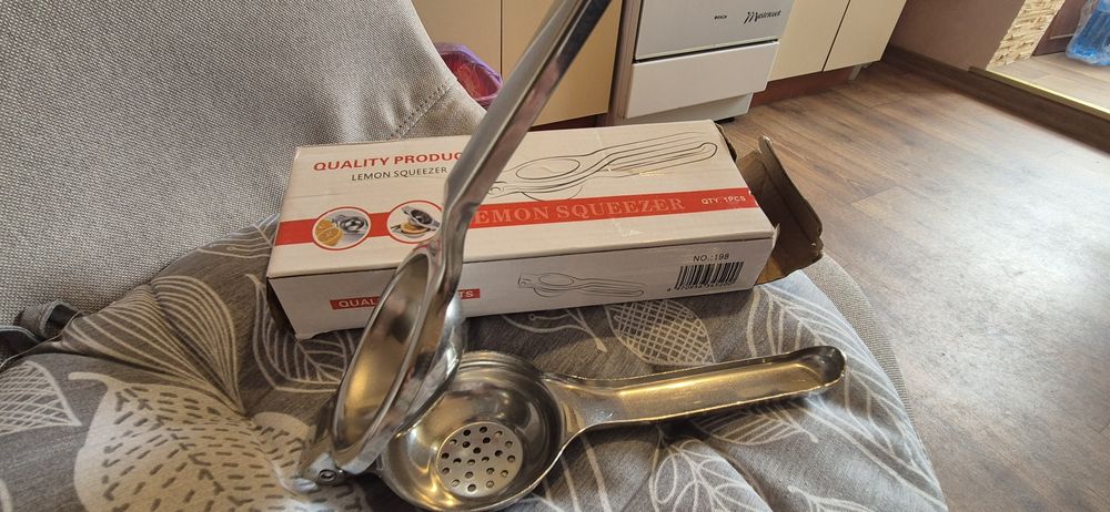 Ручна соковижималка/прес для лимона / апельсина / мандарина / цитрусов