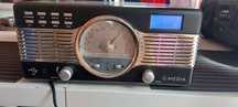 Sprzedam radio z adapterem USB