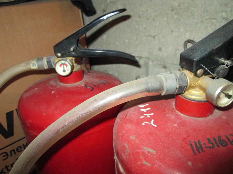 вогнегасник порошковий ВП-9(3) - 2 шт