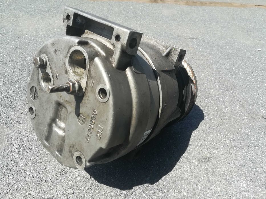 Компрессор кондиционера 6560630