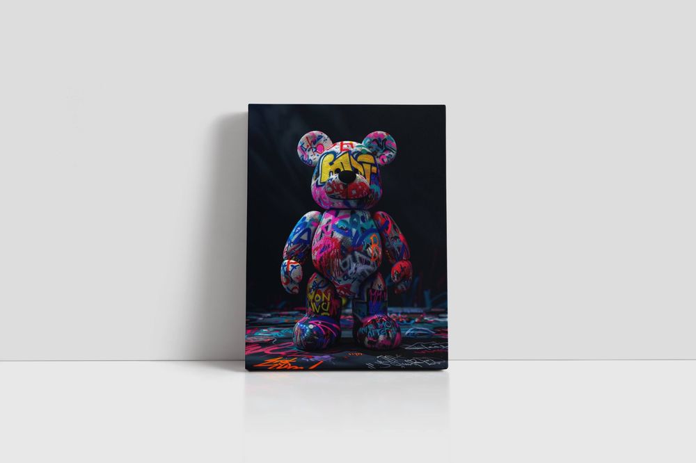 Obraz na płótnie "Grafitti Miś" 45x60 cm – Nowoczesny styl do wnętrz