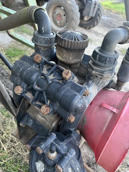 Оприскувач прицепний 21м