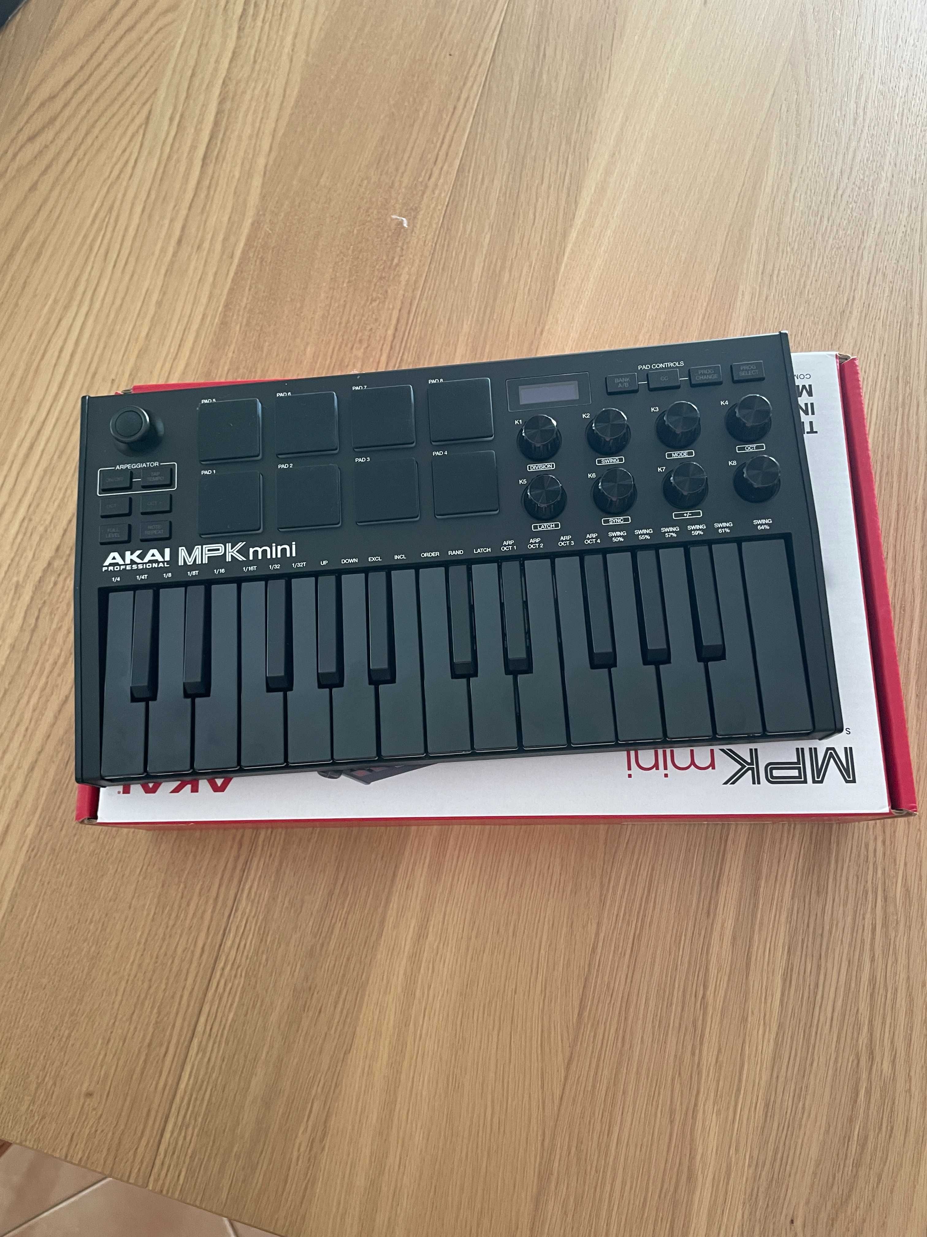 Akai Professional MPK Mini MK3 Black Edition