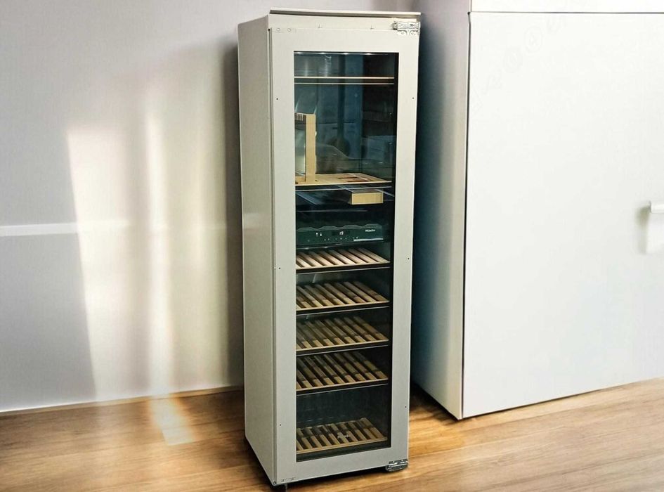 Винный холодильник Miele KWT 6722 IS вина миле шкаф