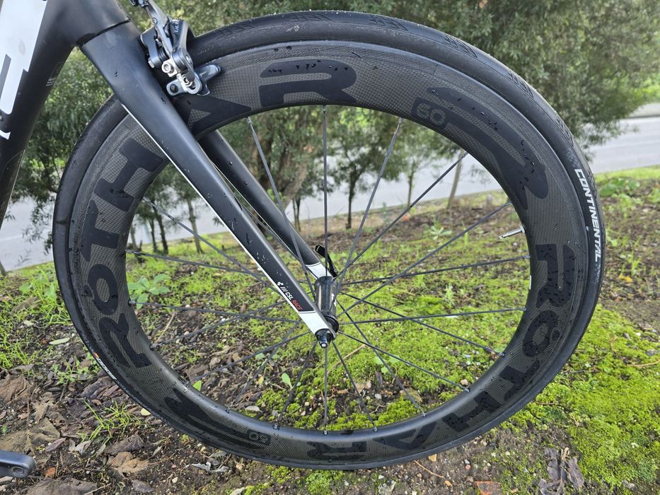 Rodas estrada carbono perfil 60