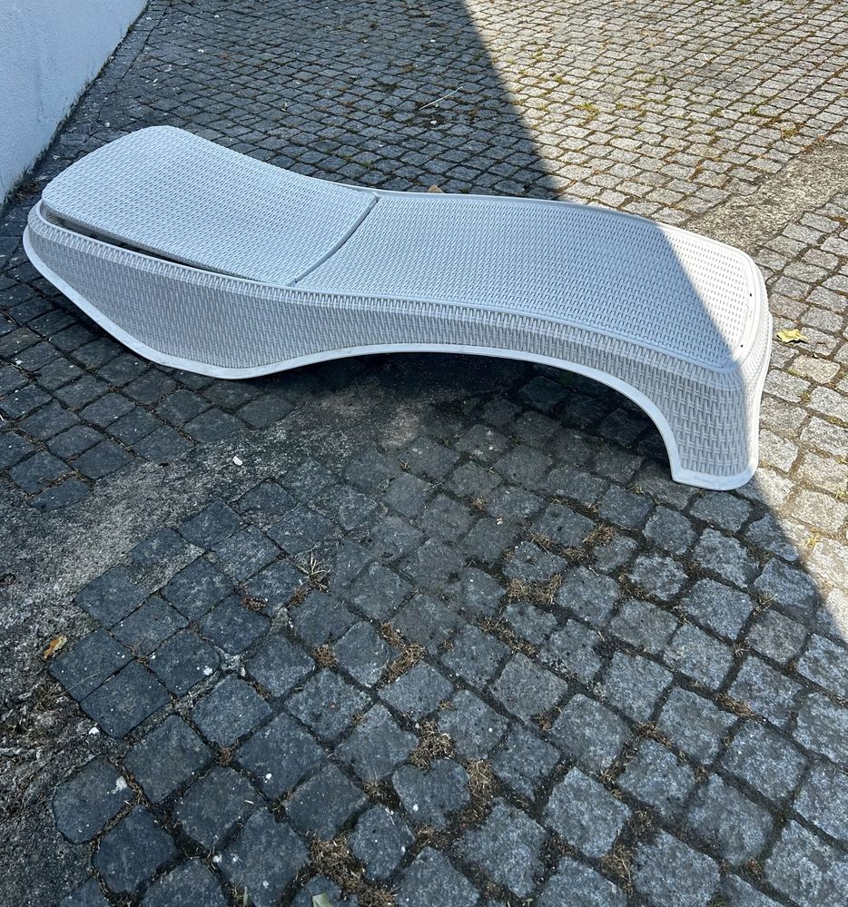 Espreguiçadeira Exterior (Branco)