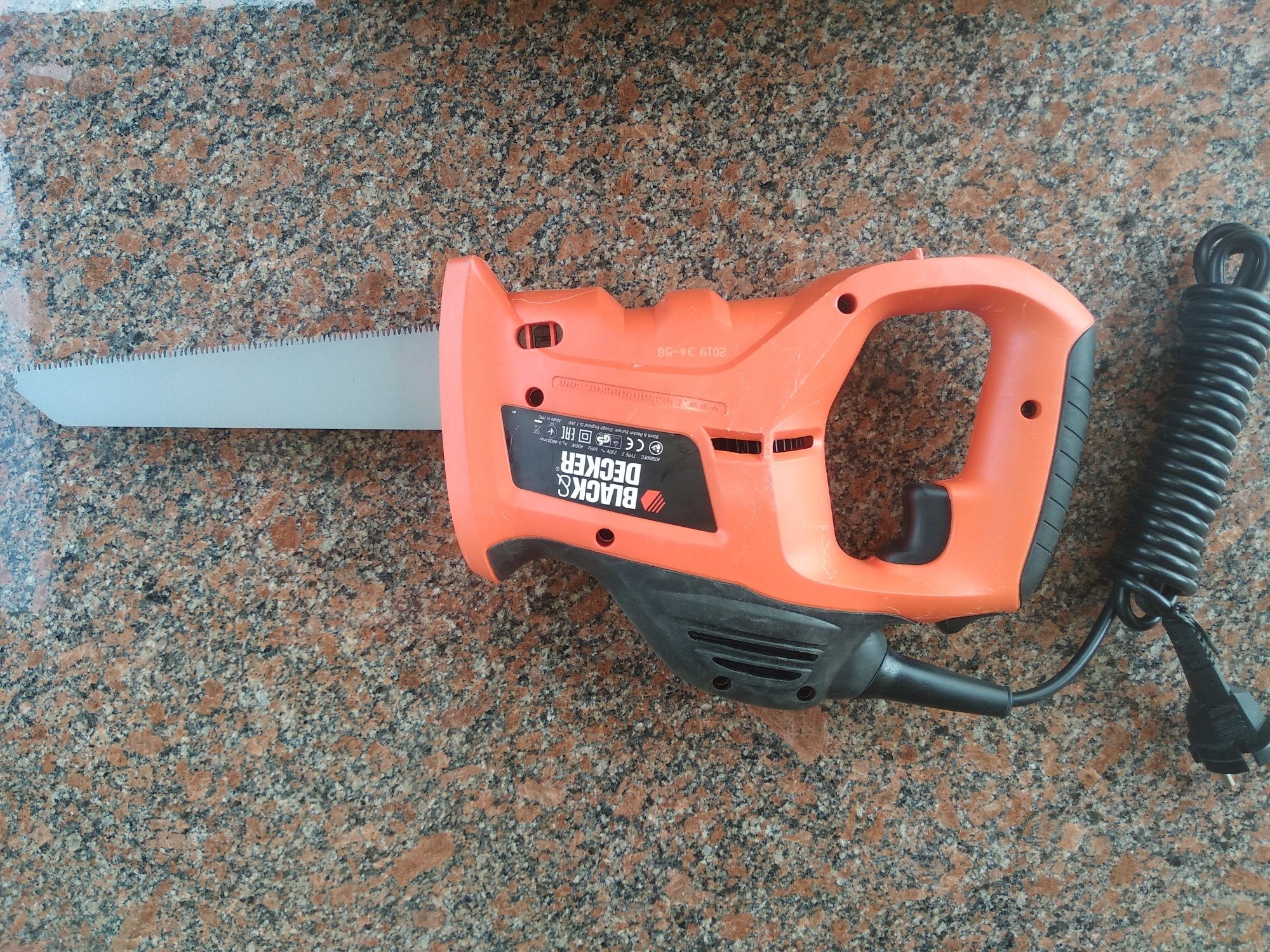 Пила електрична Black+Decker KS880EC