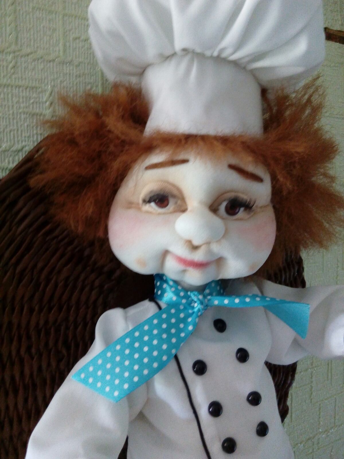 Интерьерная кукла-держатель полотенец ручная работа из капрона Повар