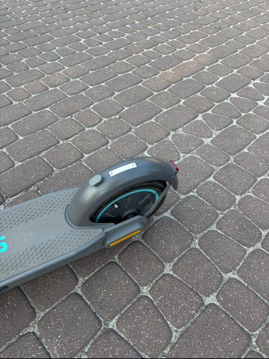 Hulajnoga elektryczna Motus scooty 10 350 W