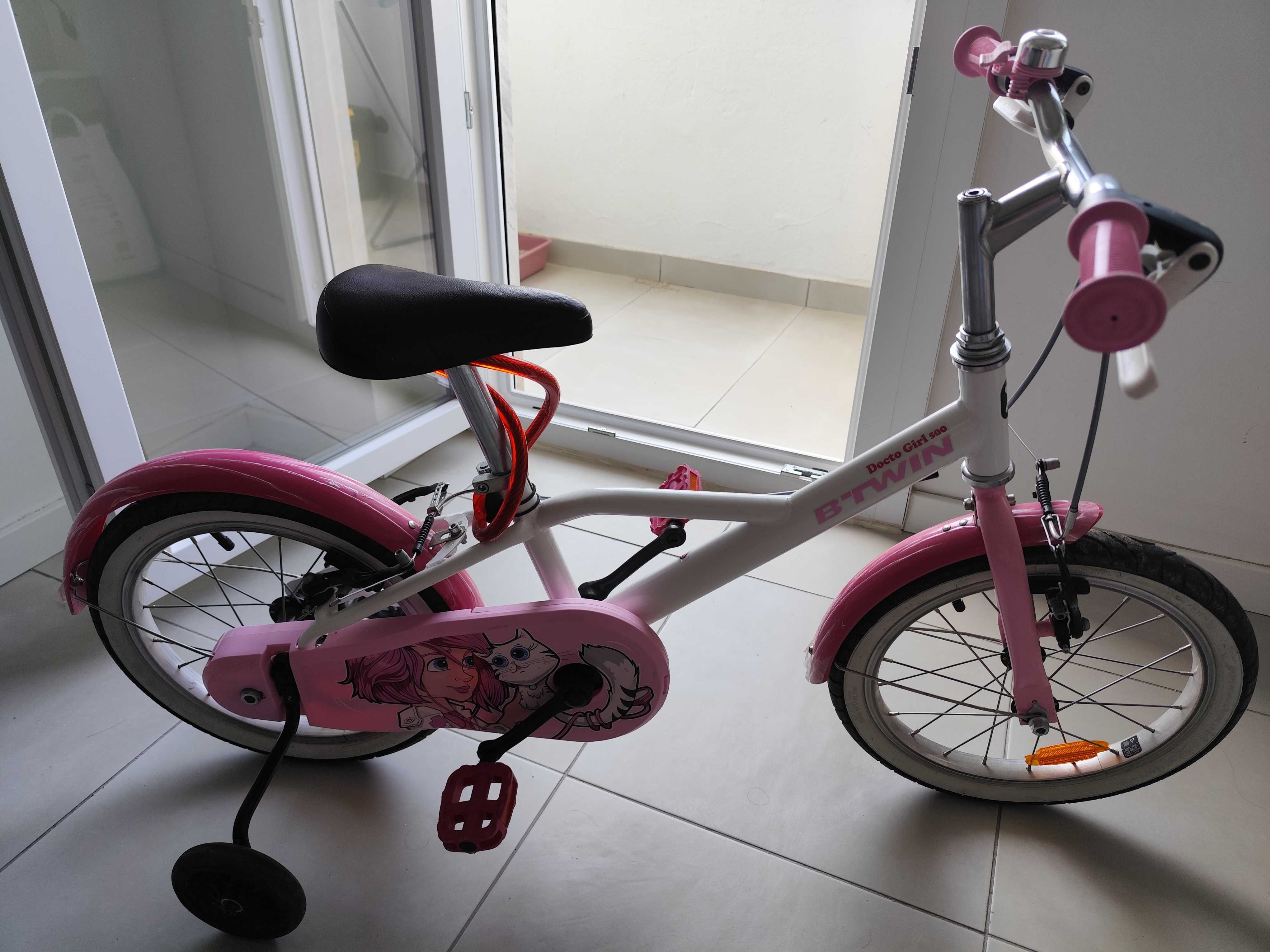 Vendo bicicleta criança ( menina)