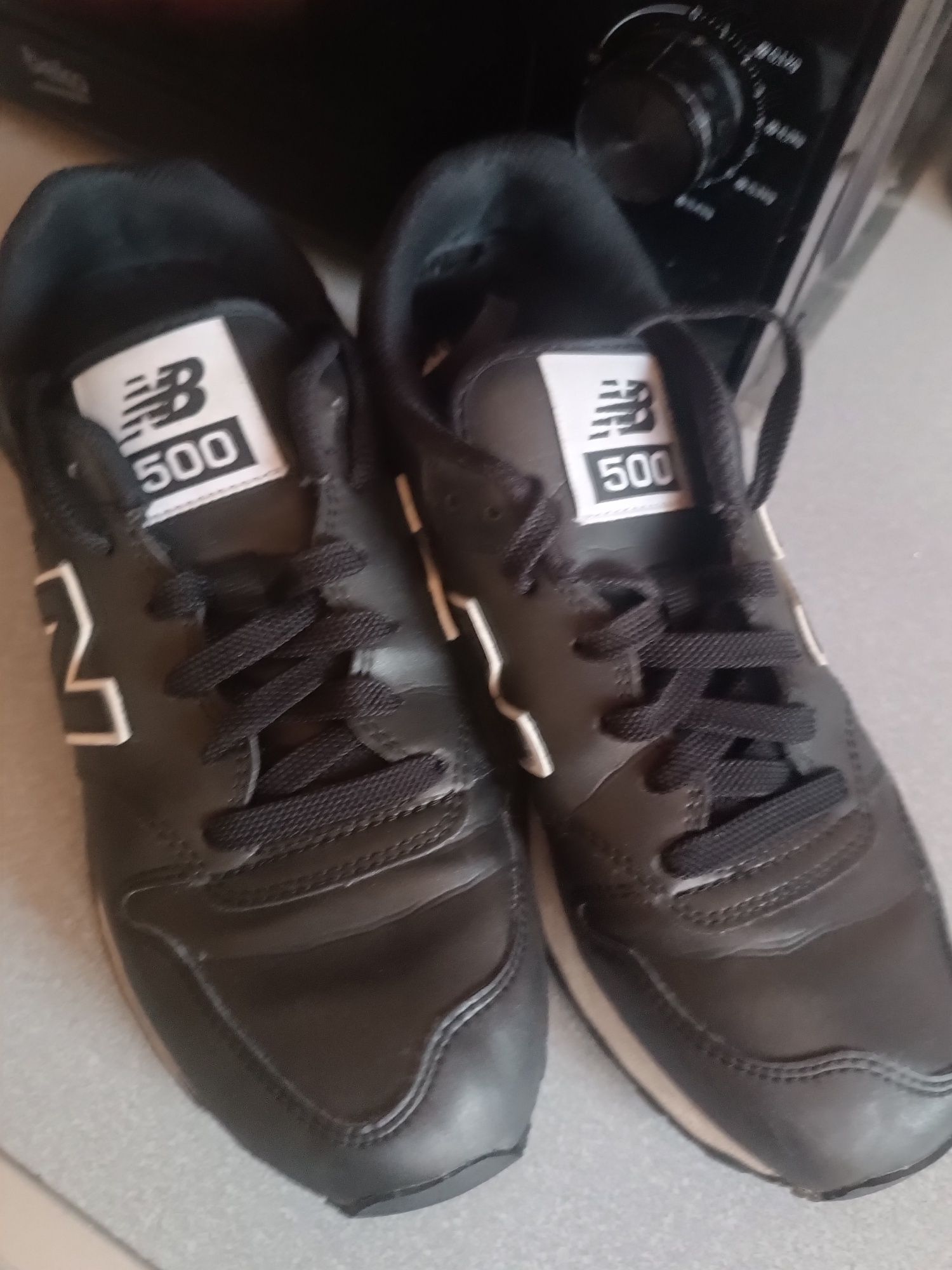 Buty damskie New Balance czarne- 38.Stan bdb
