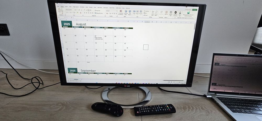 TV monitor LG 27MT93V-PZ czarny bdb stan